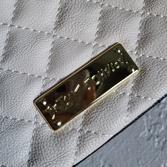 Betsy Johnson Wristlet - Picture 5 of 7